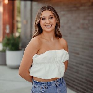 Meet your Posher, Macy